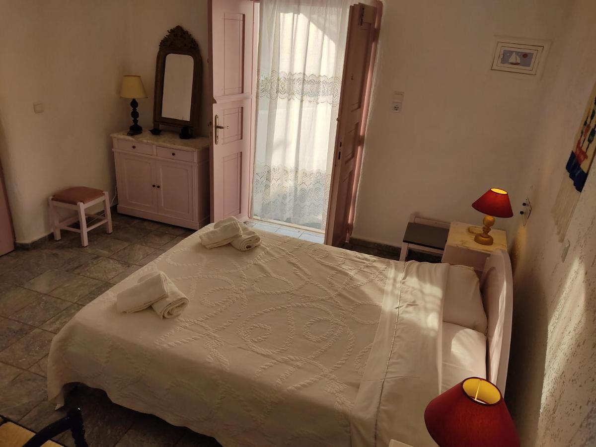 Porto Sikinos Hotel Alopronia Экстерьер фото