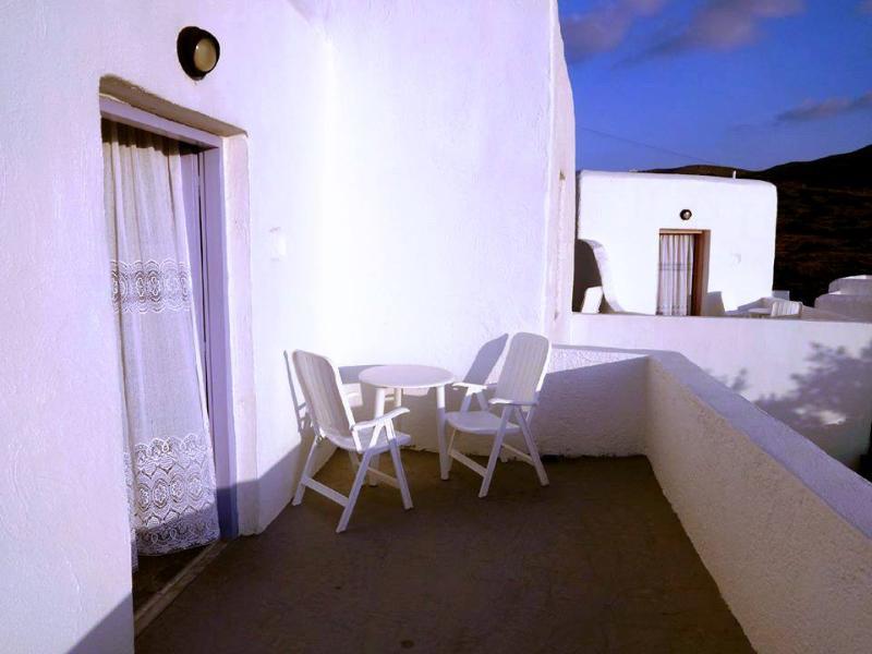 Porto Sikinos Hotel Alopronia Экстерьер фото